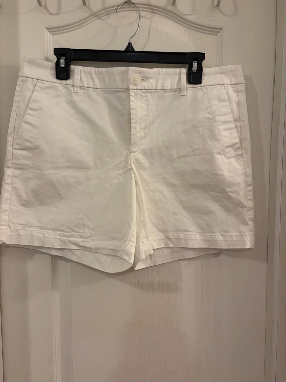 Ann Taylor Women's Classic White Shorts